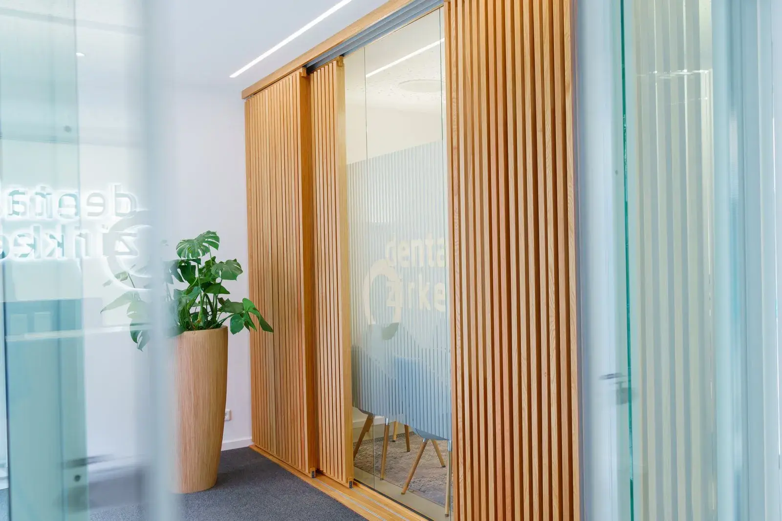 Dentalzirkel Interior Branding Bocholt